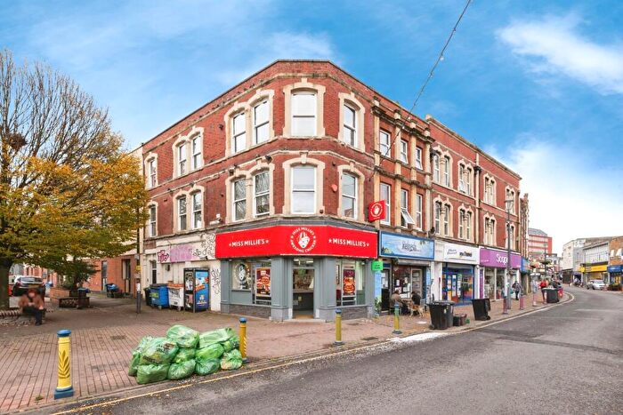 1 Bedroom Flat For Sale In East Street, Bedminster, Bristol, Somerset, BS3