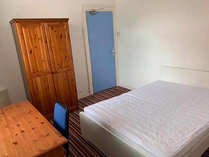 5 Bedroom Property To Rent In Victoria Avenue, Brynmill, Swansea, SA1
