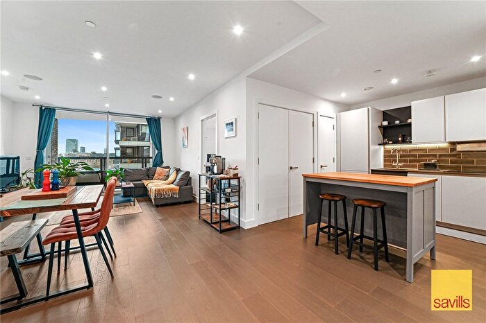 2 Bedroom Flat For Sale In Crimscott Street, London, SE1