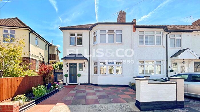 3 Bedroom End Of Terrace House For Sale In Central Road, Wembley, HA0