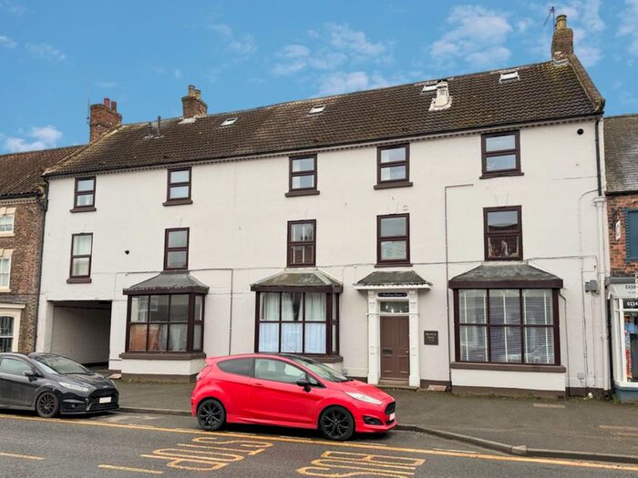 1 Bedroom Flat To Rent In Long Street, Easingwold, York, YO61