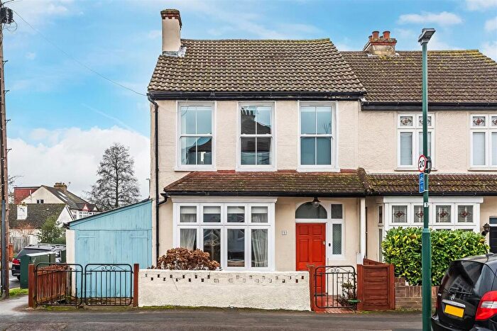 3 Bedroom Semi Detached House For Sale In Sunningdale Road, Cheam, SM1