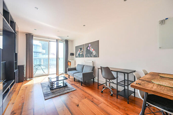 1 Bedroom Flat For Sale In Duckman Tower, Docklands, London, E14