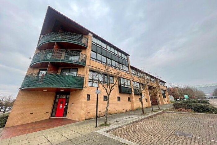 2 Bedroom Flat To Rent In South Fifth Street, Milton Keynes, MK9
