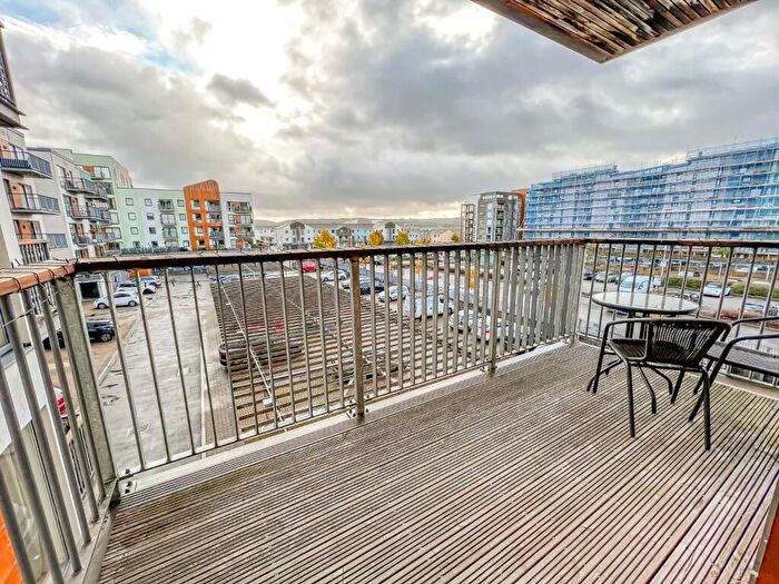 2 Bedroom Apartment To Rent In Newfoundland Way, Portishead, Bristol, Somerset, BS20