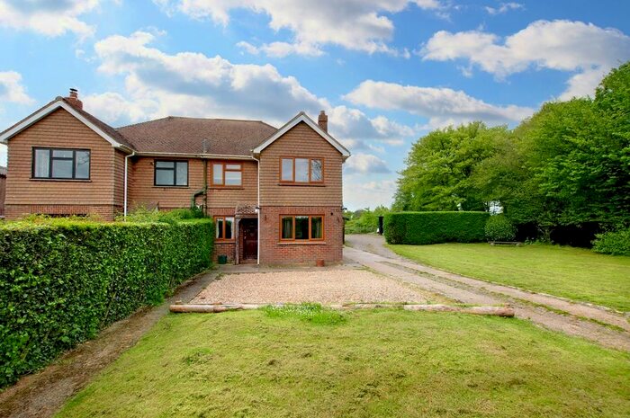 3 Bedroom Semi-Detached House For Sale In Misling Lane, Stelling Minnis, Canterbury, CT4