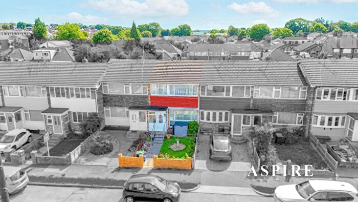 3 Bedroom Terraced House For Sale In Bramble Road, Eastwood, SS9