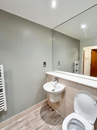 3 Bedroom Flat To Rent In Clement Street, Birmingham, B1