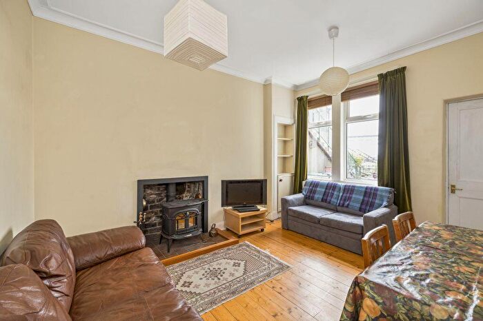 1 Bedroom Flat For Sale In Pierhead Buildings, North Queensferry, KY11