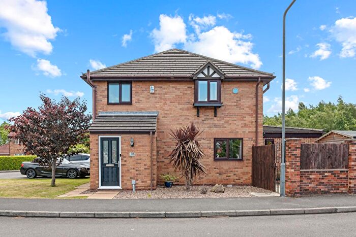 4 Bedroom Detached House For Sale In Silkstone Close, Tankersley, Barnsley, S75