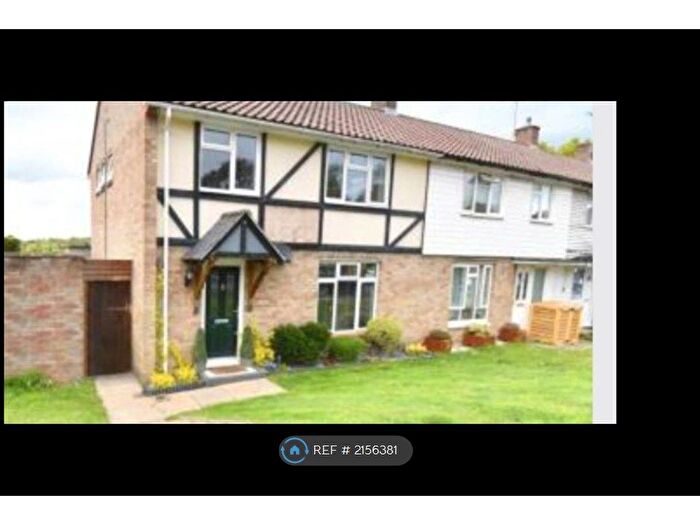 3 Bedroom End Of Terrace House To Rent In Manston Drive, Bracknell, RG12