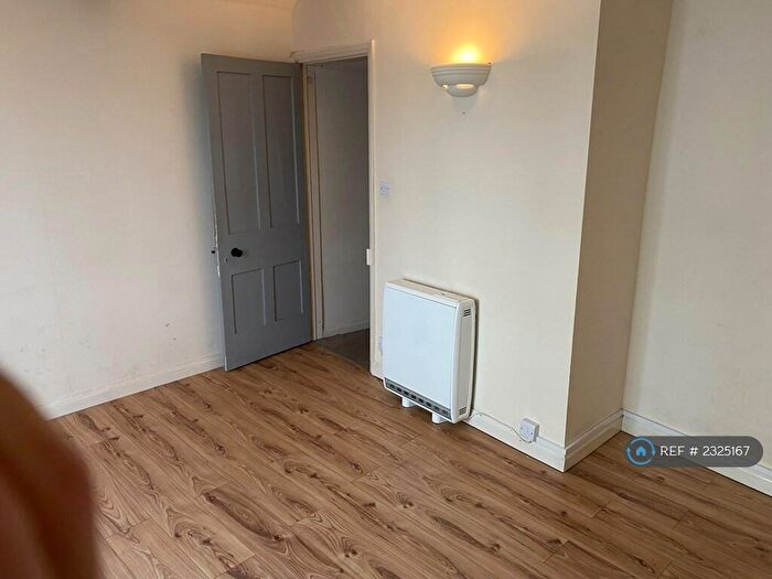 1 Bedroom Flat To Rent In High Street, Ross-On-Wye, HR9