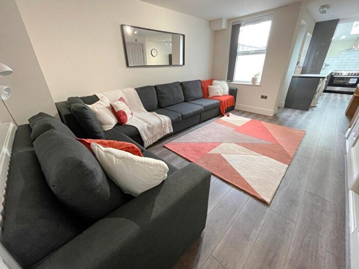 6 Bedroom Terraced House To Rent In Stamford Street, Liverpool, L7