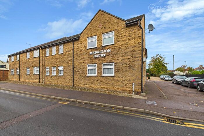 1 Bedroom Apartment For Sale In Cambridge Street, St. Neots, Cambridgeshire, PE19