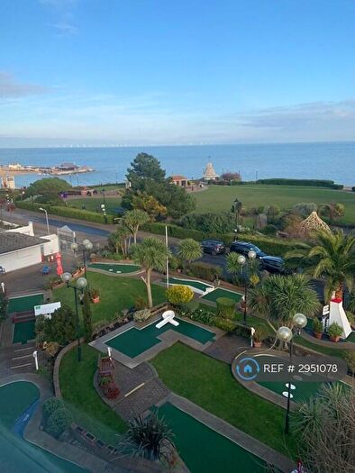 2 Bedroom Flat To Rent In Riviera Flats, Broadstairs, CT10