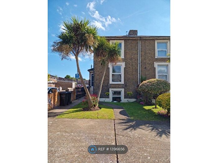 1 Bedroom Maisonette To Rent In Albion Terrace, Gravesend, DA12