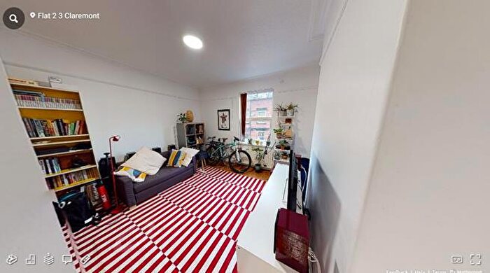 2 Bedroom Flat To Rent In Claremont Grove, University, Leeds, LS3
