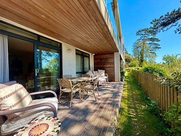 2 Bedroom Flat For Sale In Middle Lincombe Road, Torquay, TQ1