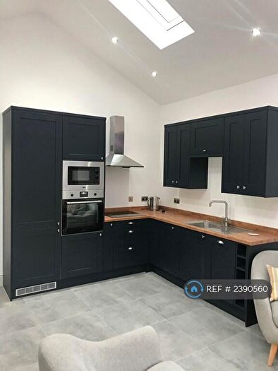 2 Bedroom Flat To Rent In Sefton Drive, Liverpool, L8