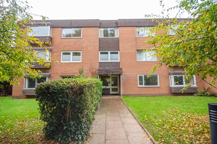 3 Bedroom Flat For Sale In Lansdowne, Penn Drive, Frenchay, BS16