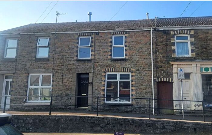 3 Bedroom Town House For Sale In Cwmamman Road, Garnant, Ammanford, Carmarthenshire, SA18