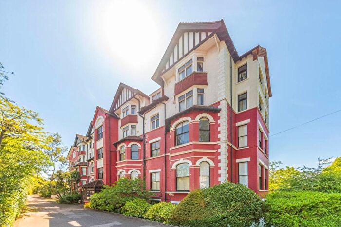 2 Bedroom Flat To Rent In Seymour Villas, Anerley, London, SE20