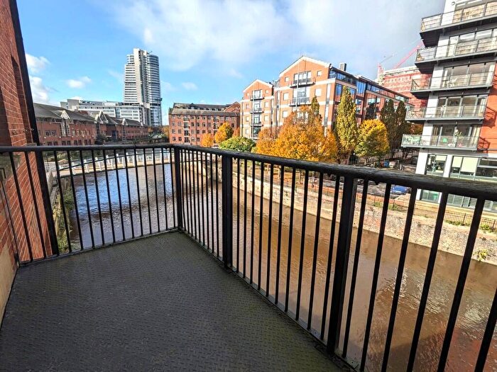 2 Bedroom Apartment For Sale In Water Lane, Leeds, West Yorkshire, LS11