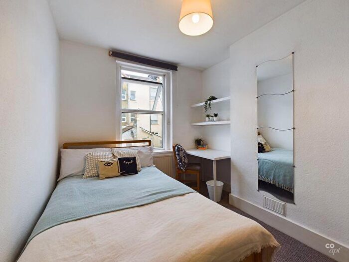 4 Bedroom Detached House To Rent In Park Crescent Road, Brighton, BN2