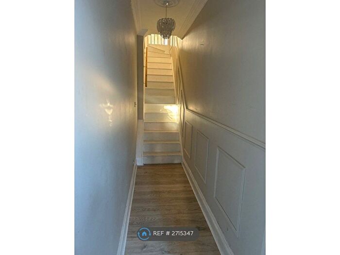 2 Bedroom Flat To Rent In Chislehurst High Street, Chislehurst, BR7