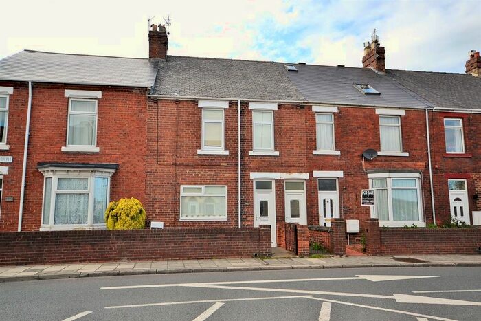 2 Bedroom Terraced House To Rent In High Street North, Langley Moor, Durham, DH7