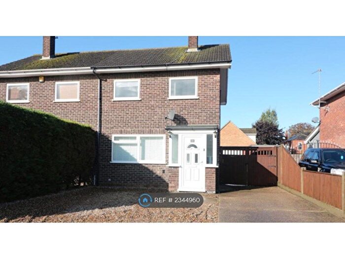 3 Bedroom Semi-Detached House To Rent In Bramble Gardens, Belton, Great Yarmouth, NR31