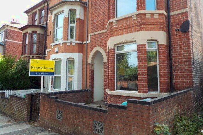 1 Bedroom Flat To Rent In Loscoe Road, Nottingham, NG5