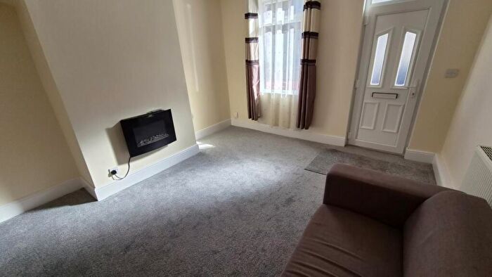 2 Bedroom House To Rent In Parker Street, Barnsley, S70