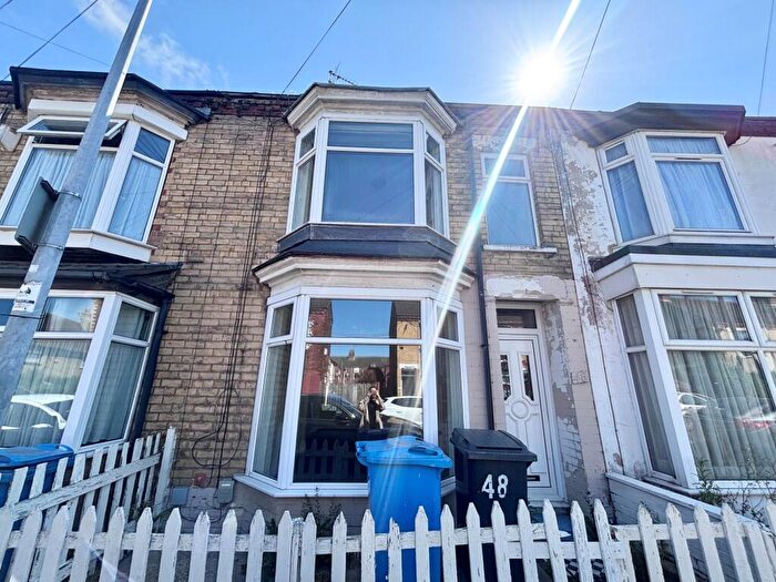 3 Bedroom Terraced House To Rent In Brecon Street, Hull, HU8