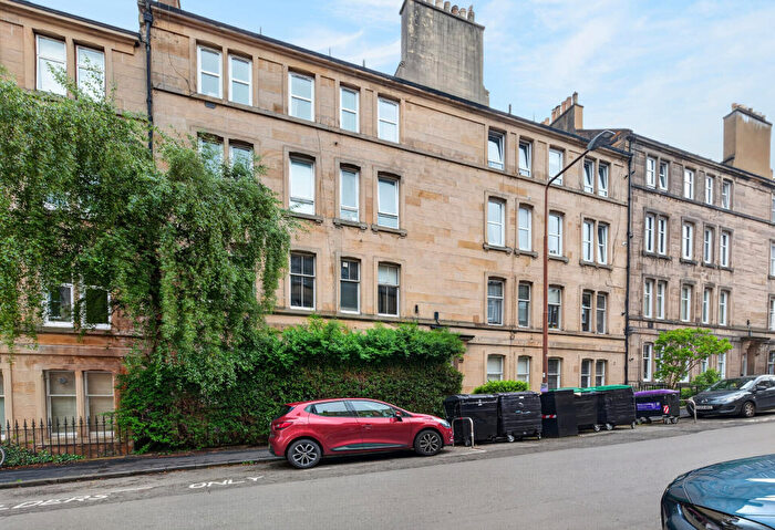 2 Bedroom Flat For Sale In , Flat, Dean Park Street, Edinburgh, EH4