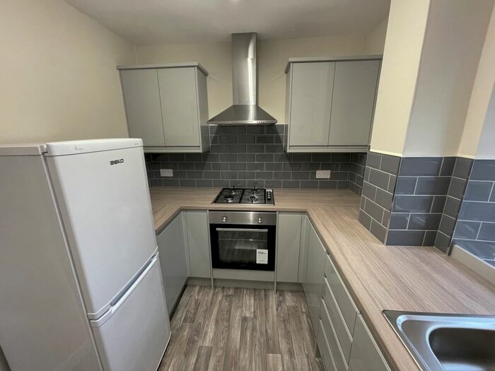 2 Bedroom Flat To Rent In St. Peter Street, Dundee, DD1