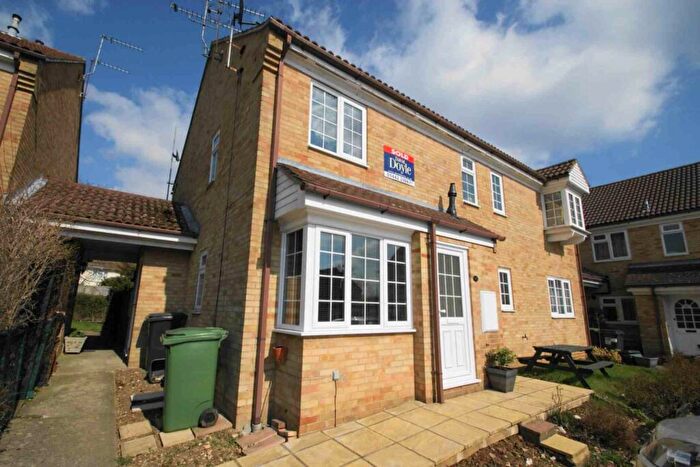 1 Bedroom End Of Terrace House To Rent In The Lawns, Hemel Hempstead, Hertfordshire, HP1
