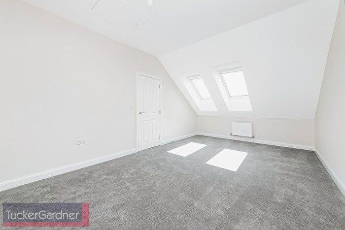 4 Bedroom Property To Rent In Nature Road, Cambridge, CB3