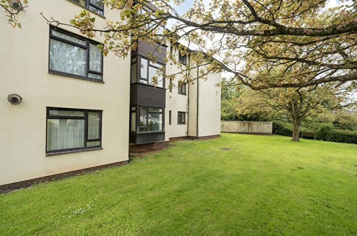1 Bedroom Flat For Sale In Two Acre Close, Paignton, Devon, TQ3