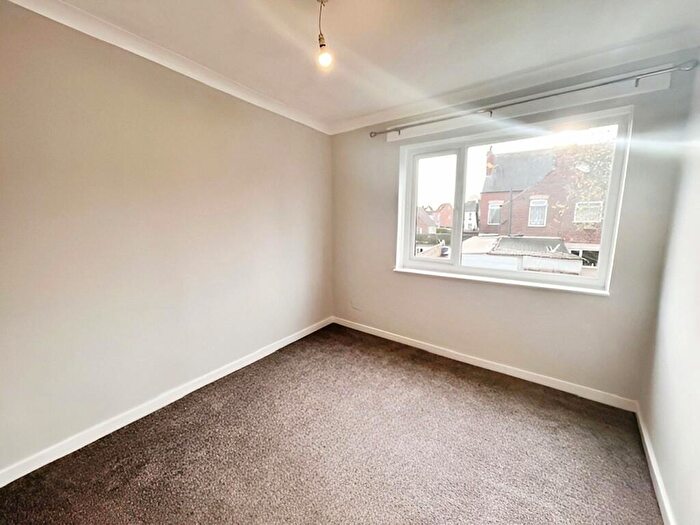 2 Bedroom End Of Terrace House To Rent In Meadow Lane, Stainforth, Doncaster, South Yorkshire, DN7