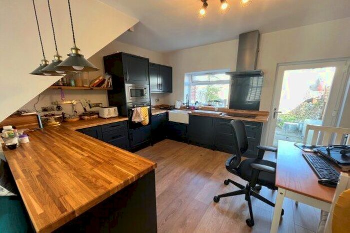 1 Bedroom Property To Rent In Adamsdown Place, Cardiff, CF24