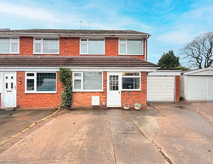 4 Bedroom Semi Detached House For Sale In Green Close, Wythall, B47