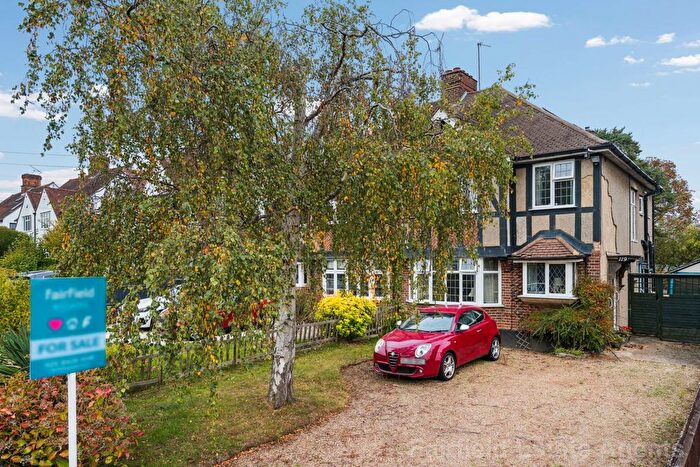 3 Bedroom Semi-detached House For Sale In Oaklands Avenue, Oxhey Hall, WD19
