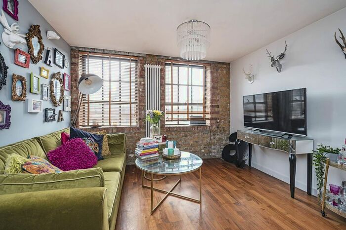 1 Bedroom Flat To Rent In Old Ford Road, Victoria Park, London, E3