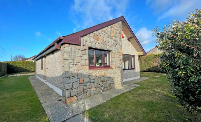 3 Bedroom Bungalow For Sale In Croes Y Waun, Waunfawr, Caernarfon, Gwynedd, LL55