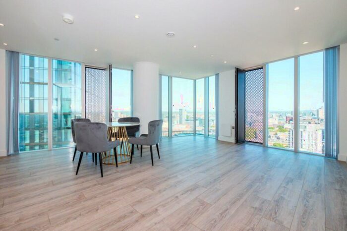 2 Bedroom Flat To Rent In Leven Rd, London, E14