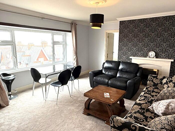 3 Bedroom Flat For Sale In Durley Gardens, Bournemouth, Dorset, BH2