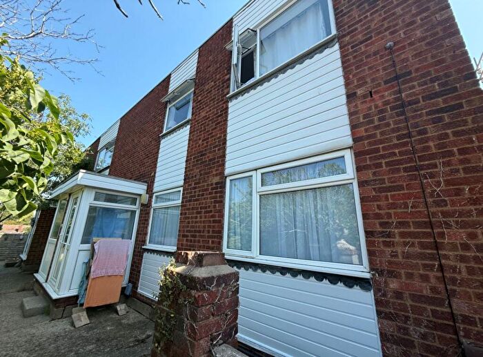 Property For Sale In Freeholds, & Victoria Avenue, Southend On Sea, Essex, SS2