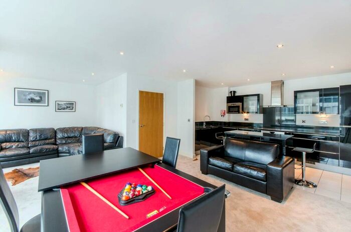 2 Bedroom Flat To Rent In Adriatic Apartments, Royal Docks, London, E16