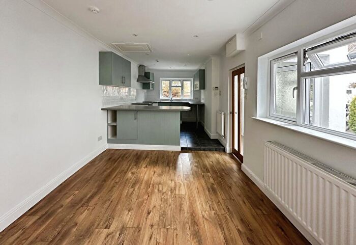 1 Bedroom Flat For Sale In North Street, Exmouth, EX8
